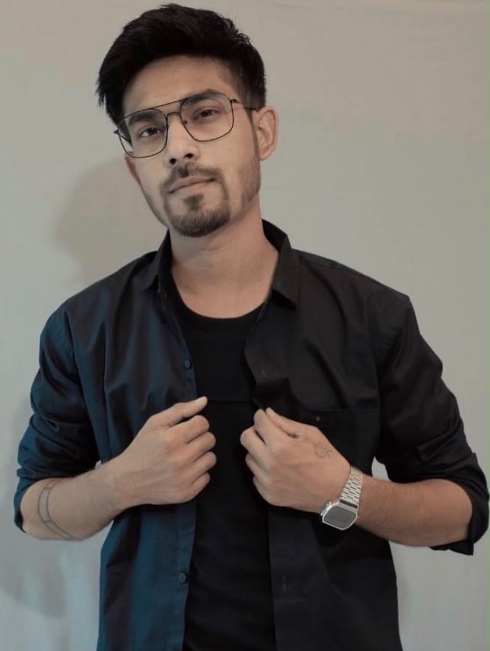 An image of founder of Markering Kernal, Mr. Vaibhav Palhade
